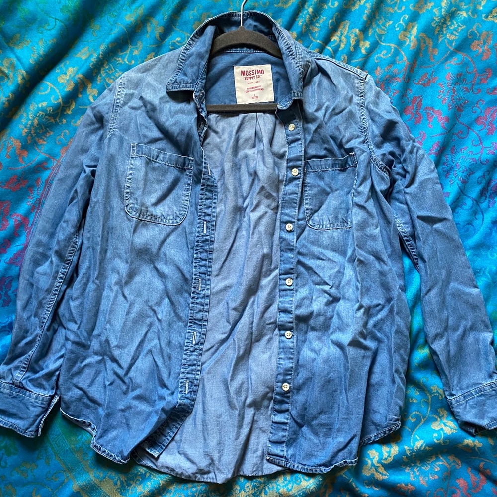 Long sleeve button down thin denim top